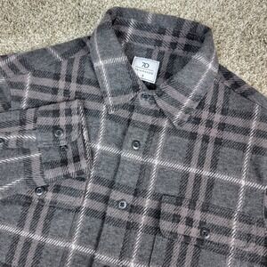 7 Diamonds Mens Small Gray Plaid Button Up Long Sleeve Flannel